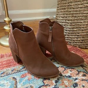 Mia Ankle Boots